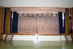 大ホールステージの写真