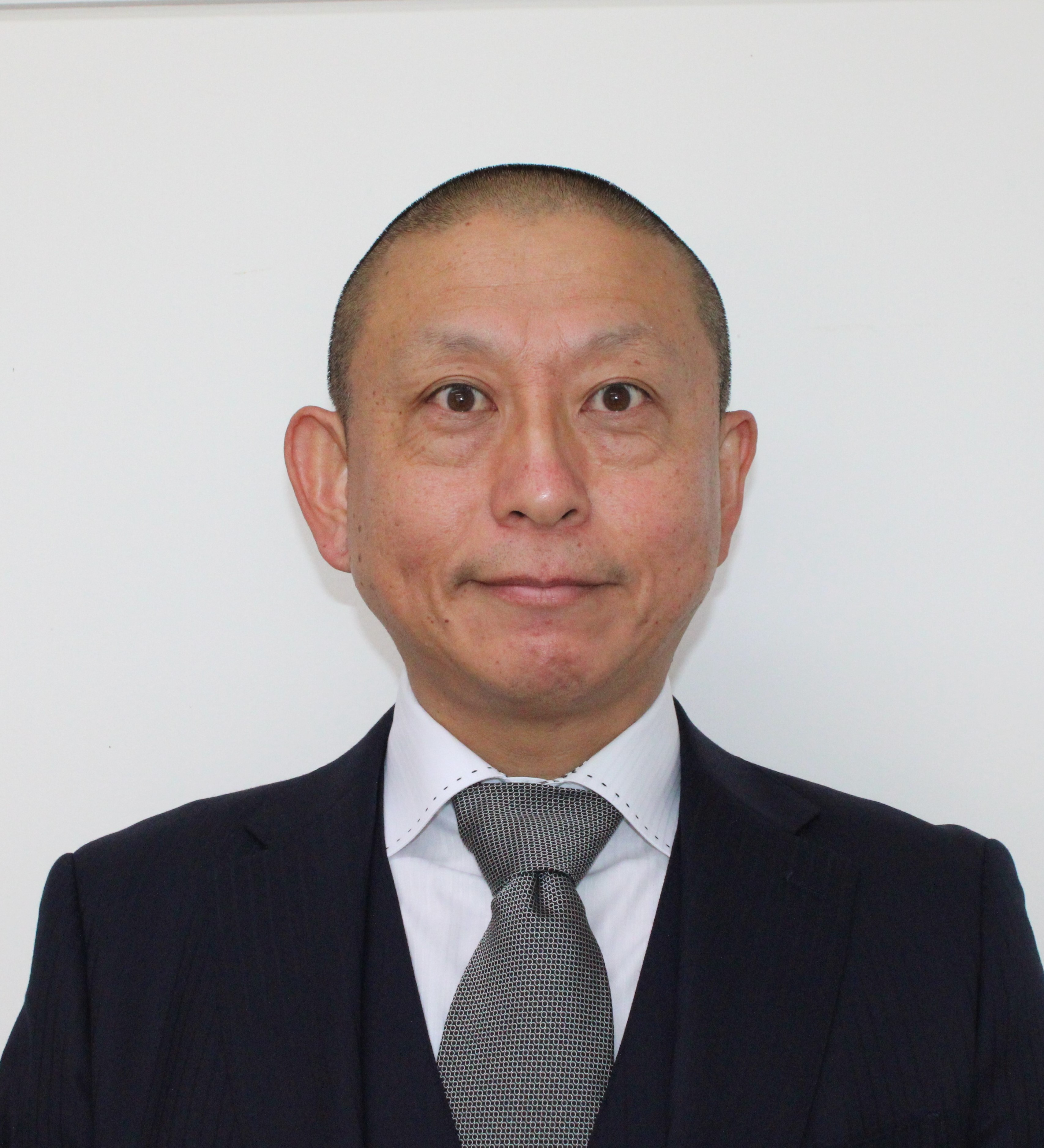 間野泰博委員（再任）トリミング後