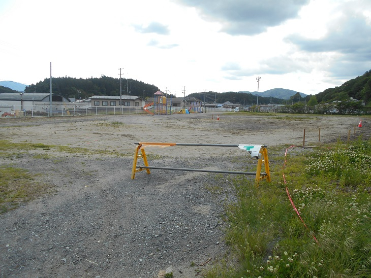 敷地出入口から撮影