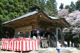 東堂山満福寺観音堂